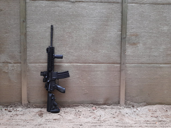 Pistole und AR15